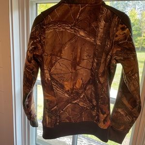 Women’s under armour camo fleece